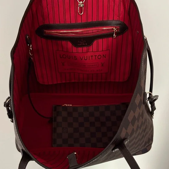 Brown Checkered Tote Bag - Picture 3 of 7